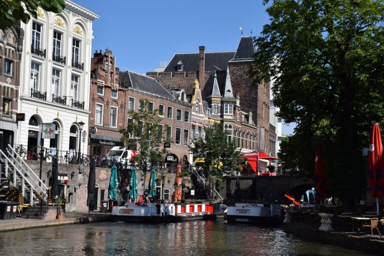 De 5 leukste steden voor een citytrip met je vriendinnenclub